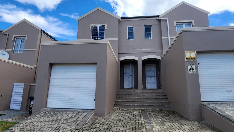 3 Bedroom Property for Sale in Vredekloof Heights Western Cape